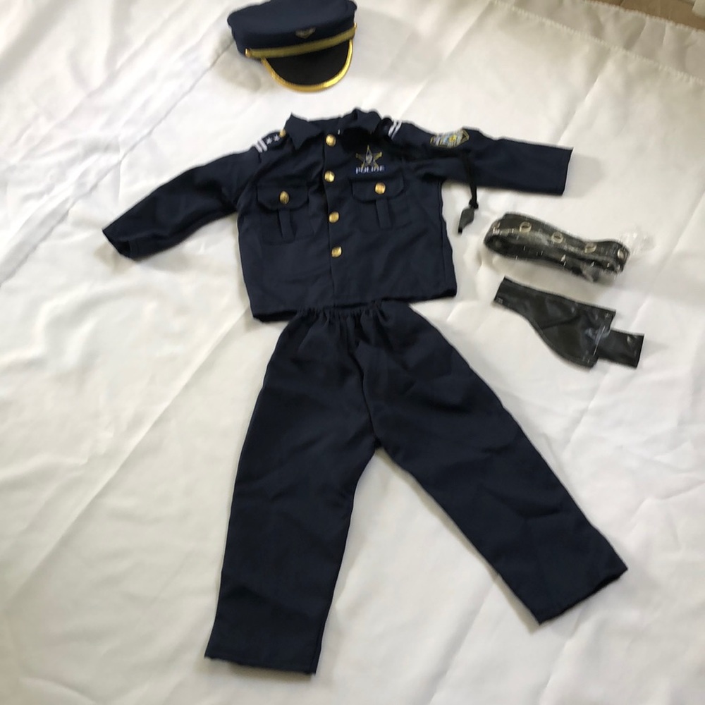 NWOT Child’s police officer costume